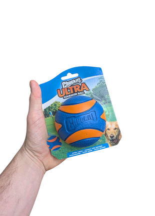 Chuckit Ultra Squeaker Ball - Nästan oförstörbar boll med pip - Olika storlekar