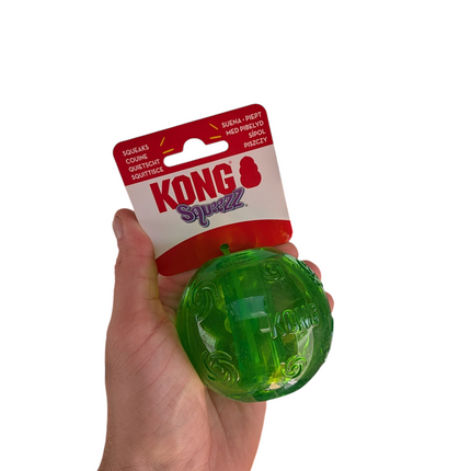 Kong Squeezz Ball – Hållbar och interaktiv hundleksak