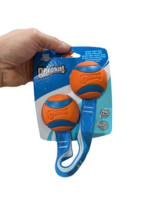 Chuckit Ultra Duo Tug – Slitstark dragleksak med bollar