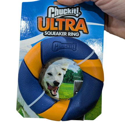 Chuckit Ultra Squeaker Ring - Timmar av aktiv lekkul