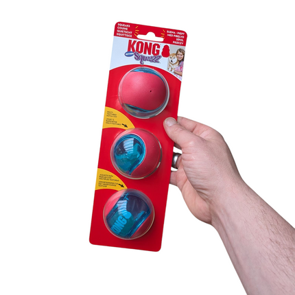Kong Squeez Action Röd - 3 delar - Extra hög studsboll för hundar med pipljud